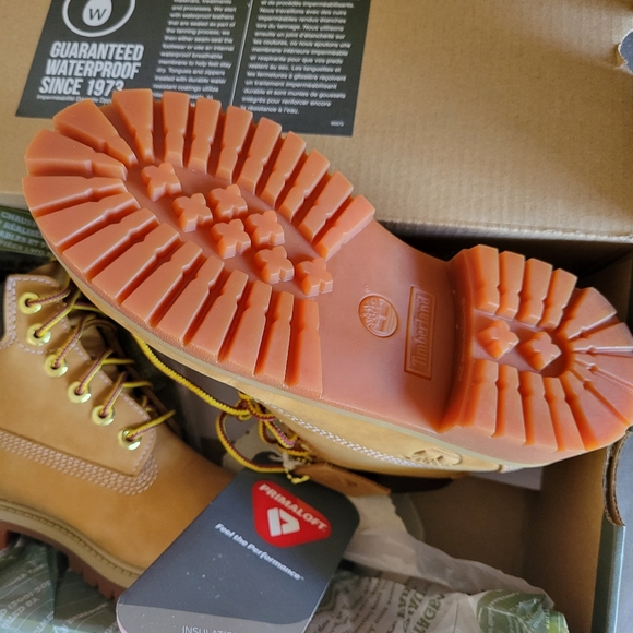 TIMBERLAND PREMIUM 6 IN WATERPROOF BOOT WHEAT NUBUCK - Picture 2 of 5